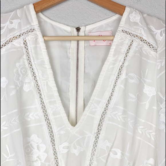 Polly Floral Embroidered V-Neck Gathered Waist Romper - Picture 3 of 15